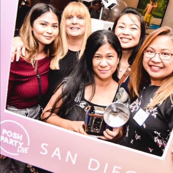 Like this to bookmark my closet - Picture 1 of 2